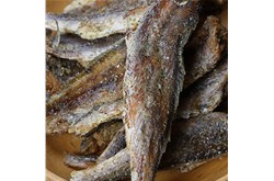 黃魚酥營養(yǎng)豐富，酥脆可口，你喜歡吃嗎？